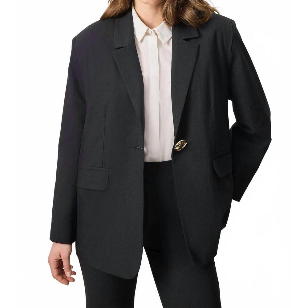 NEW TOUCHÉ polished blazer with statement button in black